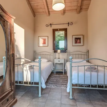 Villa Mastrogiannis Dafne Kavvadades