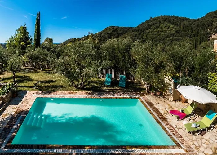 Mastrogiannis Dafne 别墅