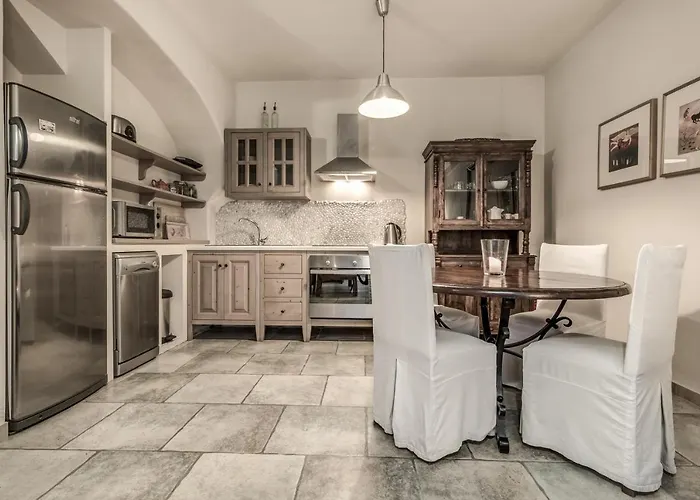 Mastrogiannis Dafne 别墅 *