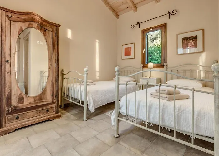 Mastrogiannis Dafne *