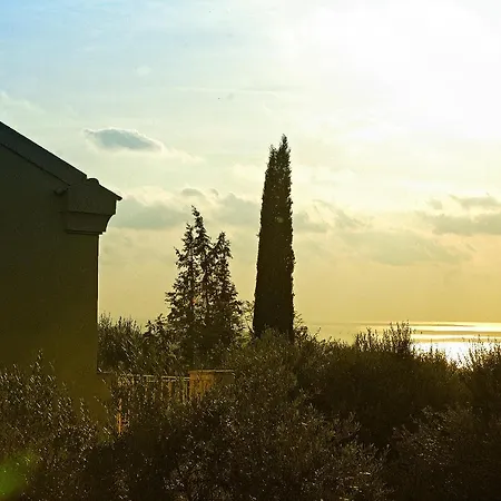 Villa Mastrogiannis Dafne Kavvadades